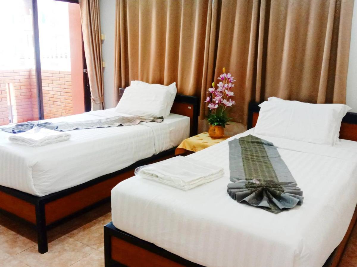 Eastan View Apartment 치앙마이 외부 사진